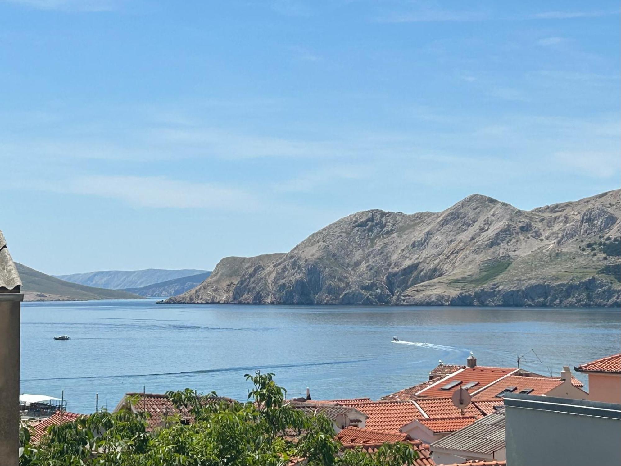 Studio Neven With Sea View Baška Exteriör bild